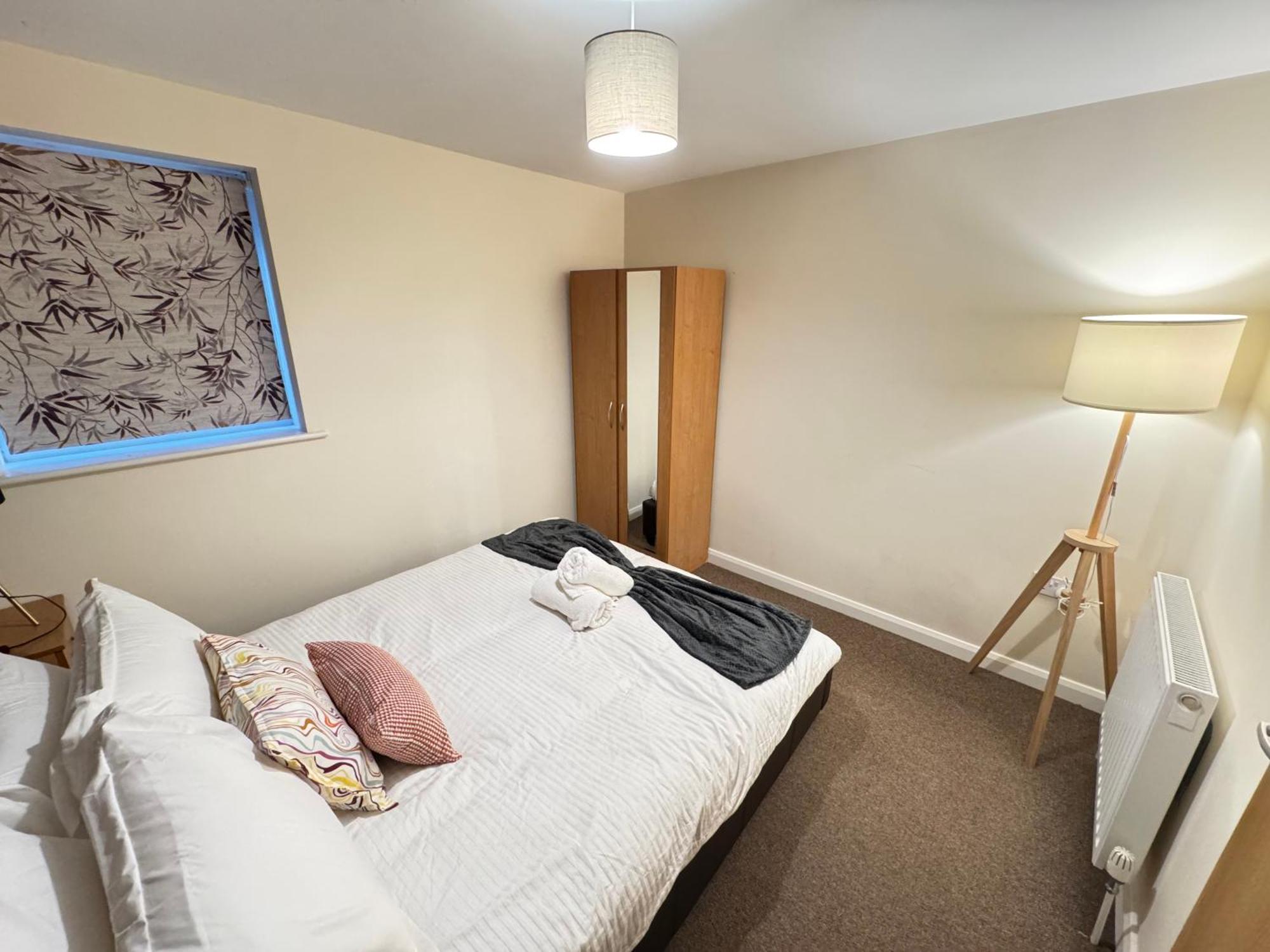 The Vogue Stay, 3 Bedrooms, 2 Bathrooms, Ideal For Jr & Oxford Hospitals, Free Carpark, Conveniently Located For Ring Road Access, 2 Miles From Oxford City Centre Easy Car & Bus Route Екстериор снимка