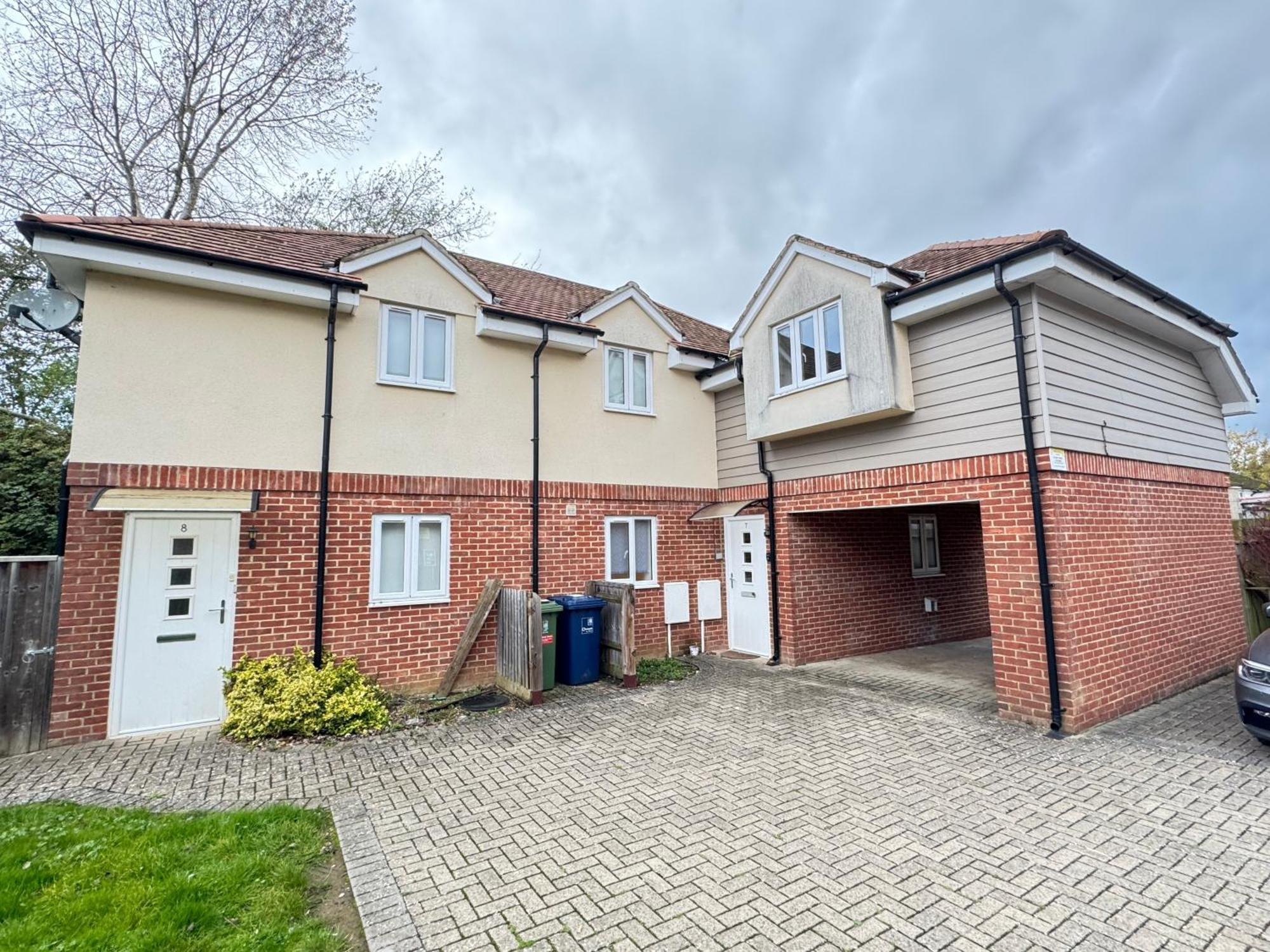 The Vogue Stay, 3 Bedrooms, 2 Bathrooms, Ideal For Jr & Oxford Hospitals, Free Carpark, Conveniently Located For Ring Road Access, 2 Miles From Oxford City Centre Easy Car & Bus Route Екстериор снимка