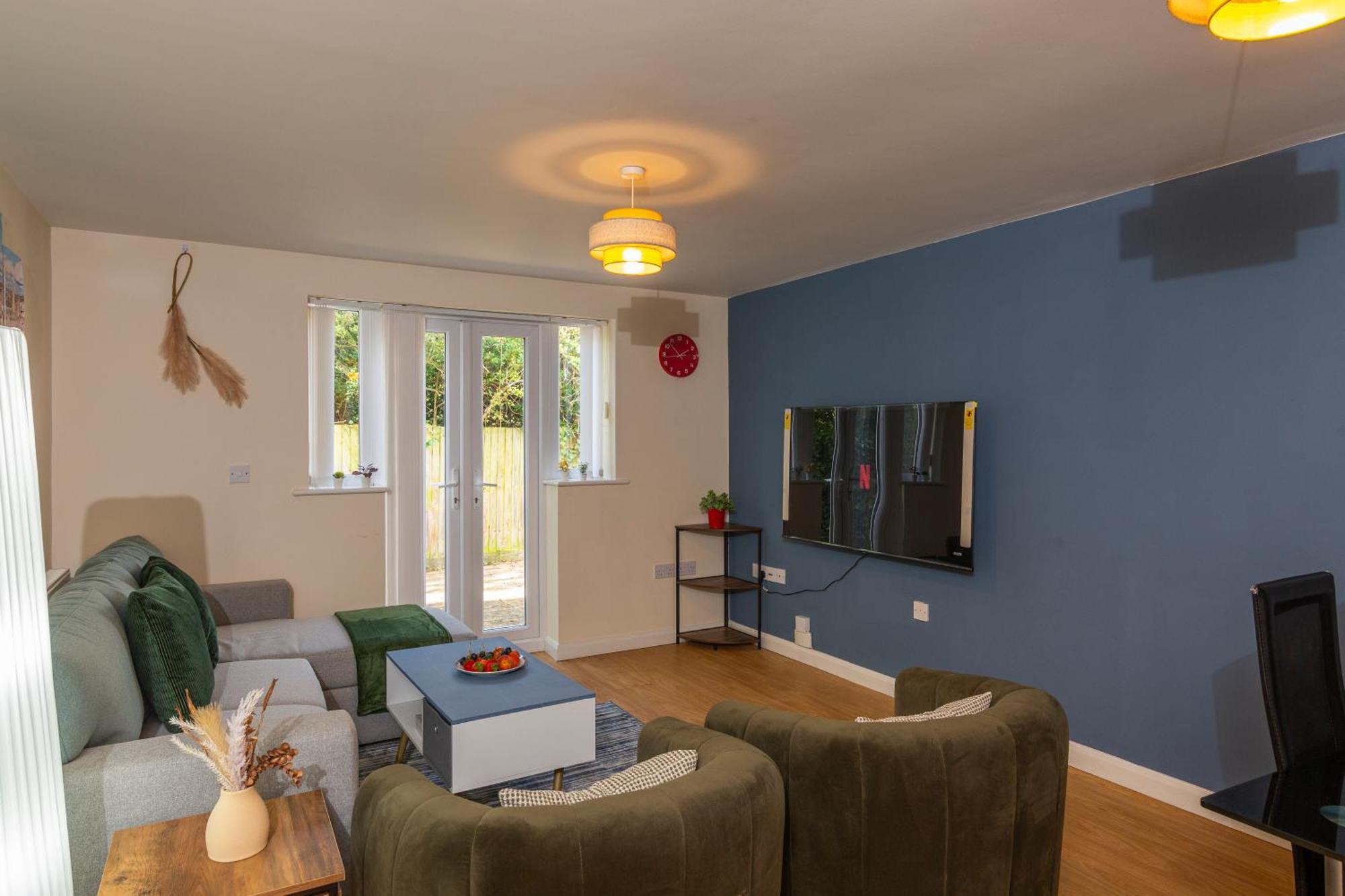 The Vogue Stay, 3 Bedrooms, 2 Bathrooms, Ideal For Jr & Oxford Hospitals, Free Carpark, Conveniently Located For Ring Road Access, 2 Miles From Oxford City Centre Easy Car & Bus Route Екстериор снимка